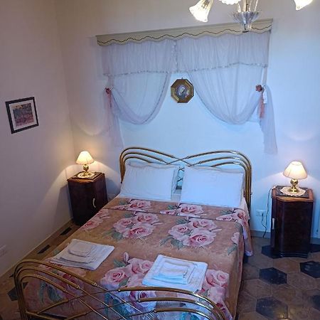 Angelina Antica Dimora Bed and Breakfast Terracina Εξωτερικό φωτογραφία